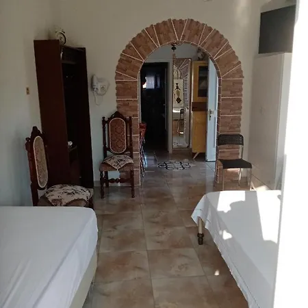 Anna Feriehus Tríkeri